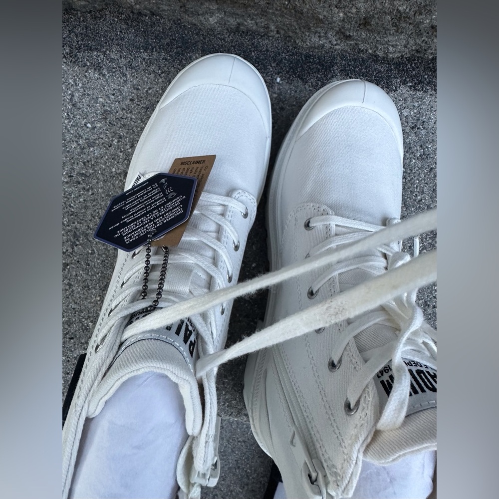 New in Box Palladium Women's White Pallabase Twill Size 7.5 Combat Boots - Picture 13 of 14